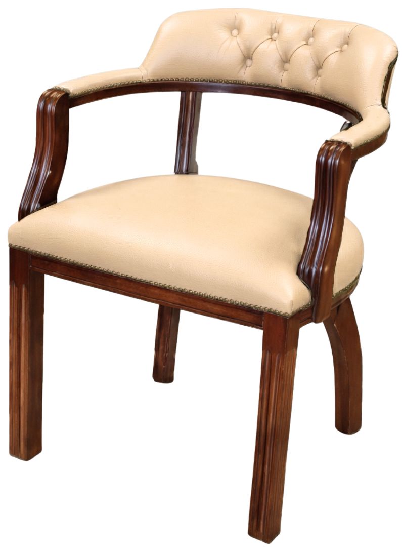 The Court Chair Stand